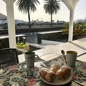 Love Yaiza Yaiza (Lanzarote)